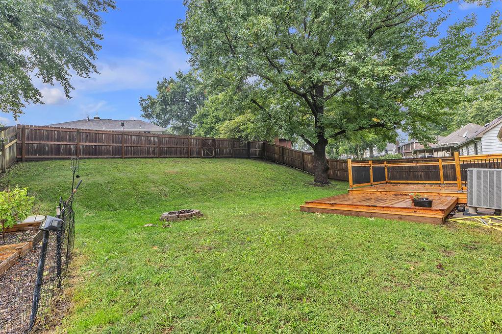 5205 Mockingbird Lane Property Photo 8