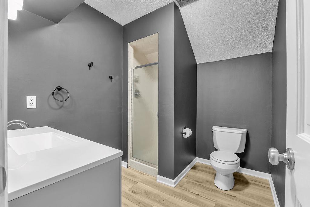 5205 Mockingbird Lane Property Photo 32
