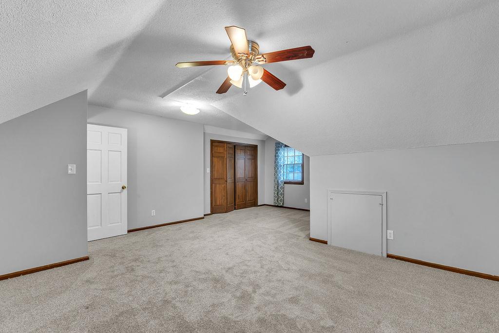 5205 Mockingbird Lane Property Photo 36
