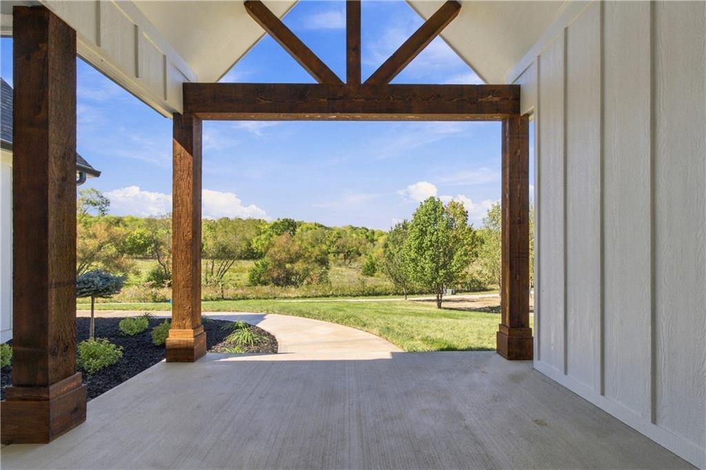 36401 E Bynum Spur Road Property Photo 6