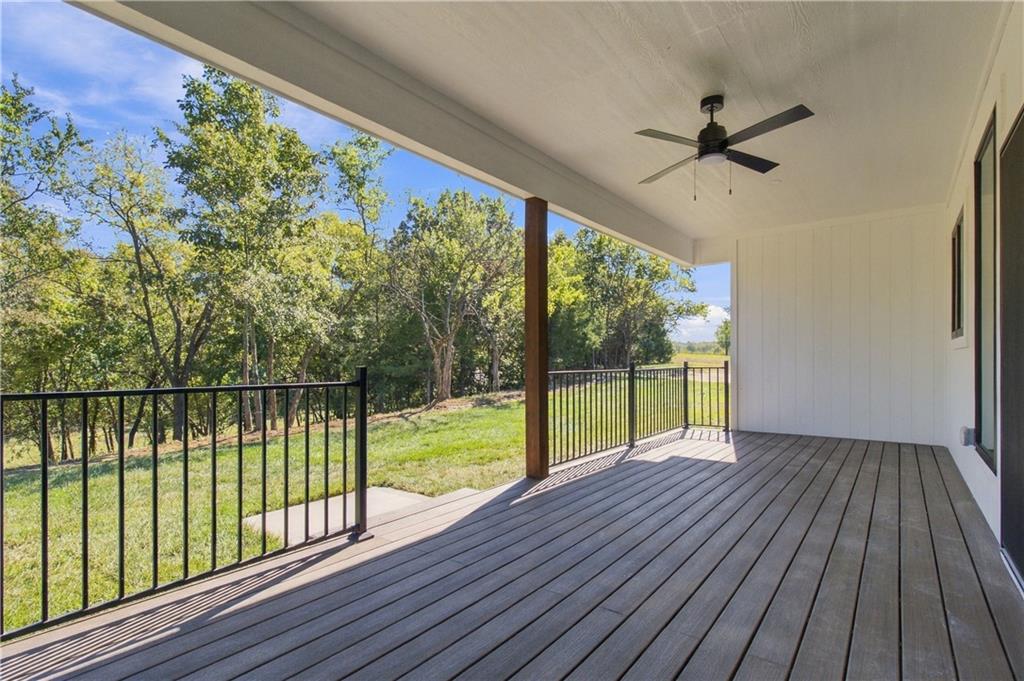 36401 E Bynum Spur Road Property Photo 13