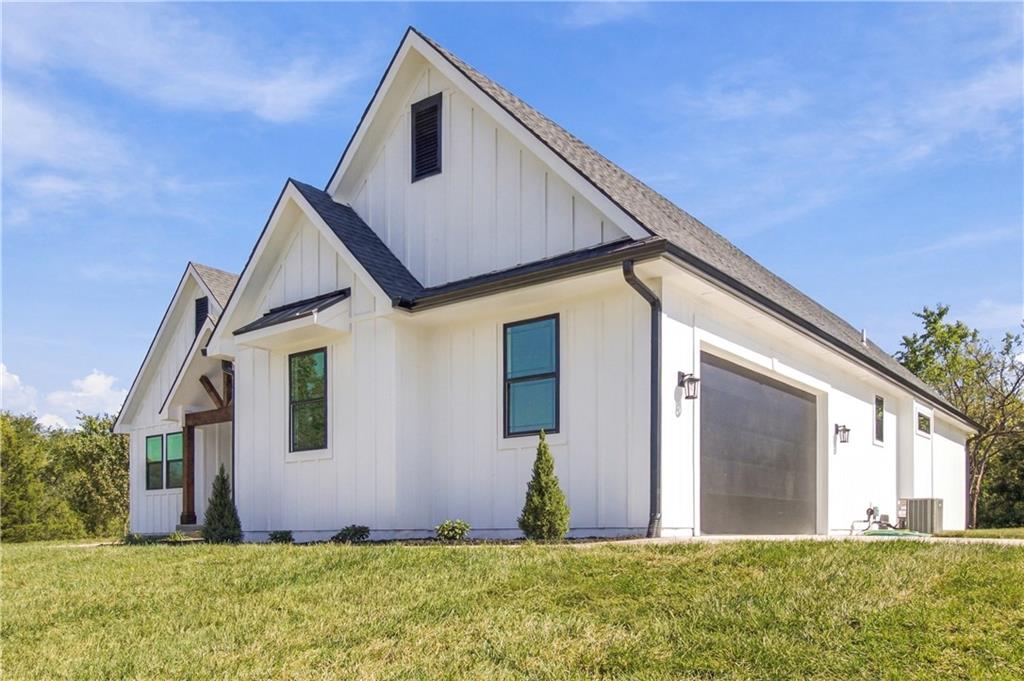 36401 E Bynum Spur Road Property Photo 17