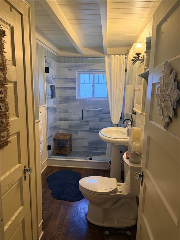 35 Emerald Shore Drive Property Photo 6