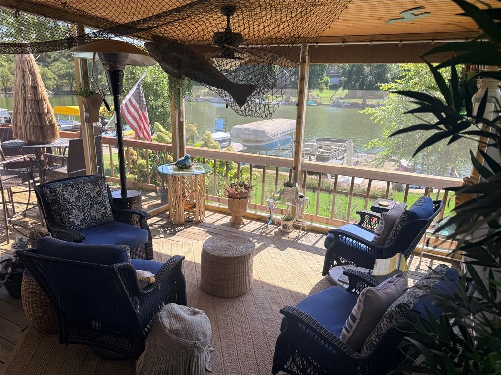 35 Emerald Shore Drive Property Photo 12