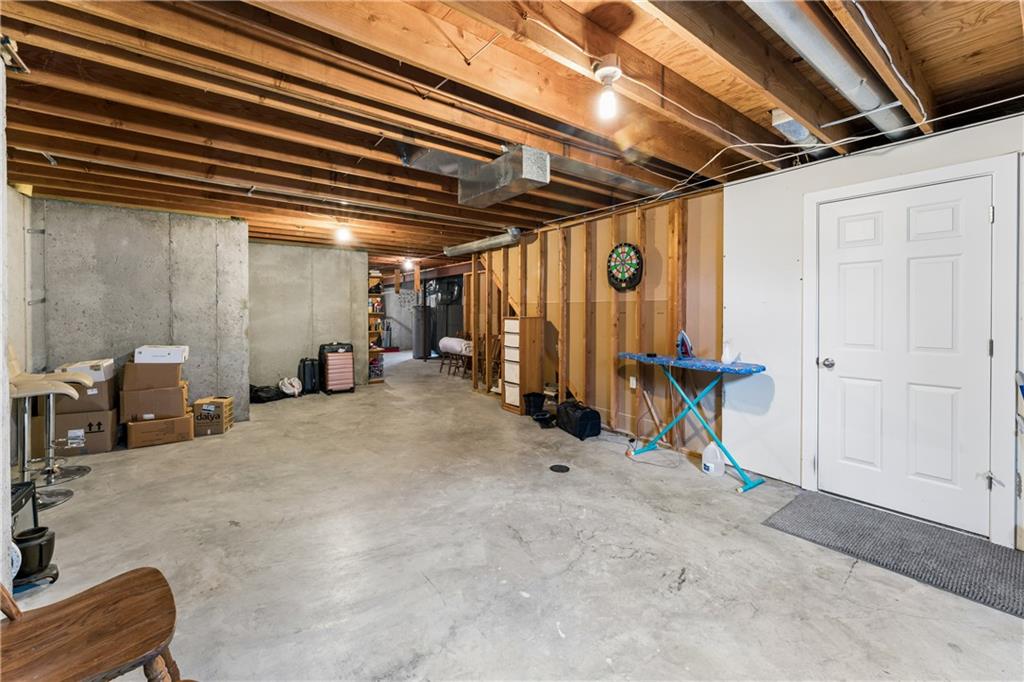 809 Ne Aaron Drive Property Photo 39