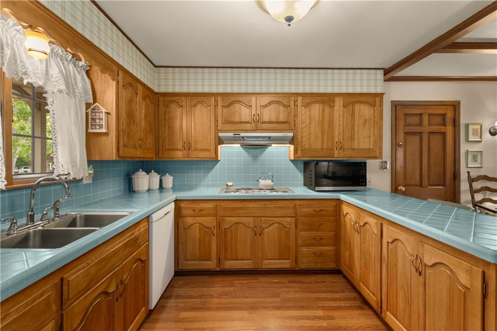 5029 Spring Avenue Property Photo 8