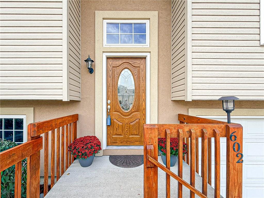 602 E 27th Street Property Photo 4