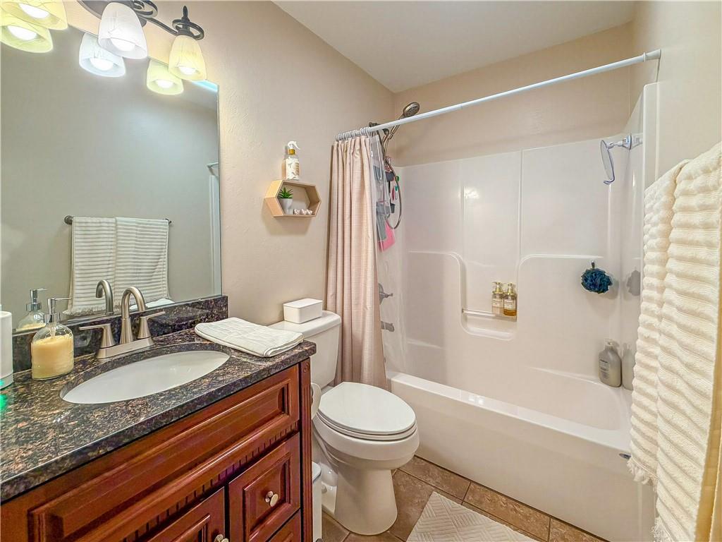 602 E 27th Street Property Photo 15