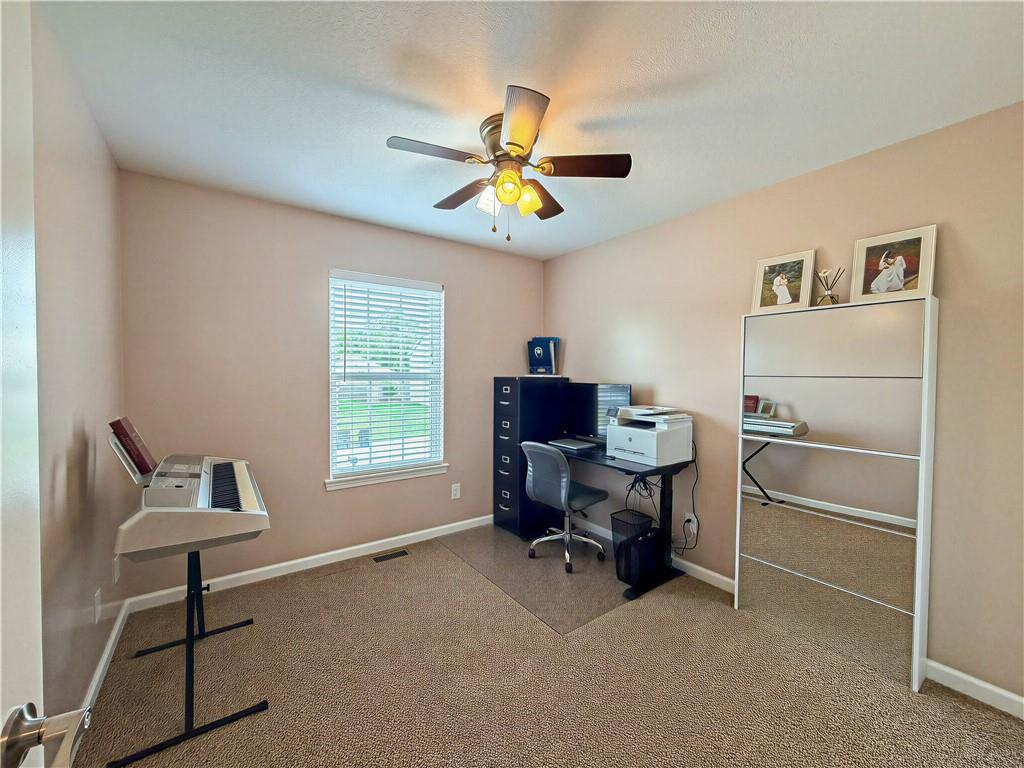 602 E 27th Street Property Photo 19