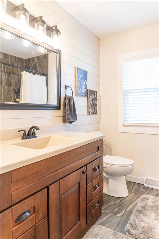 1402 S English Avenue Property Photo 15