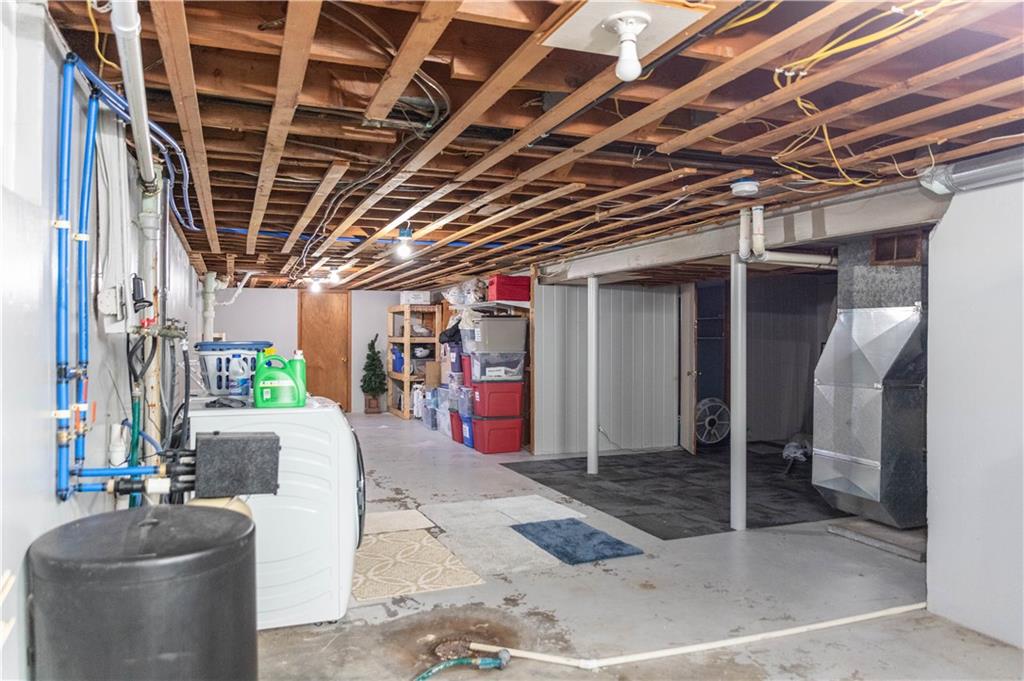 1402 S English Avenue Property Photo 26