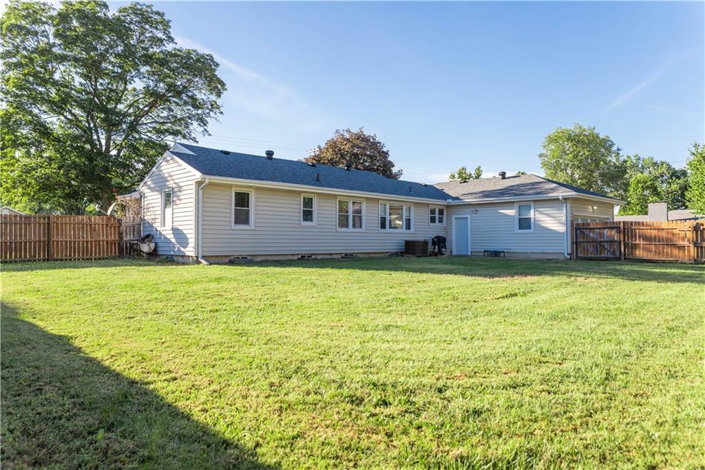 1402 S English Avenue Property Photo 29