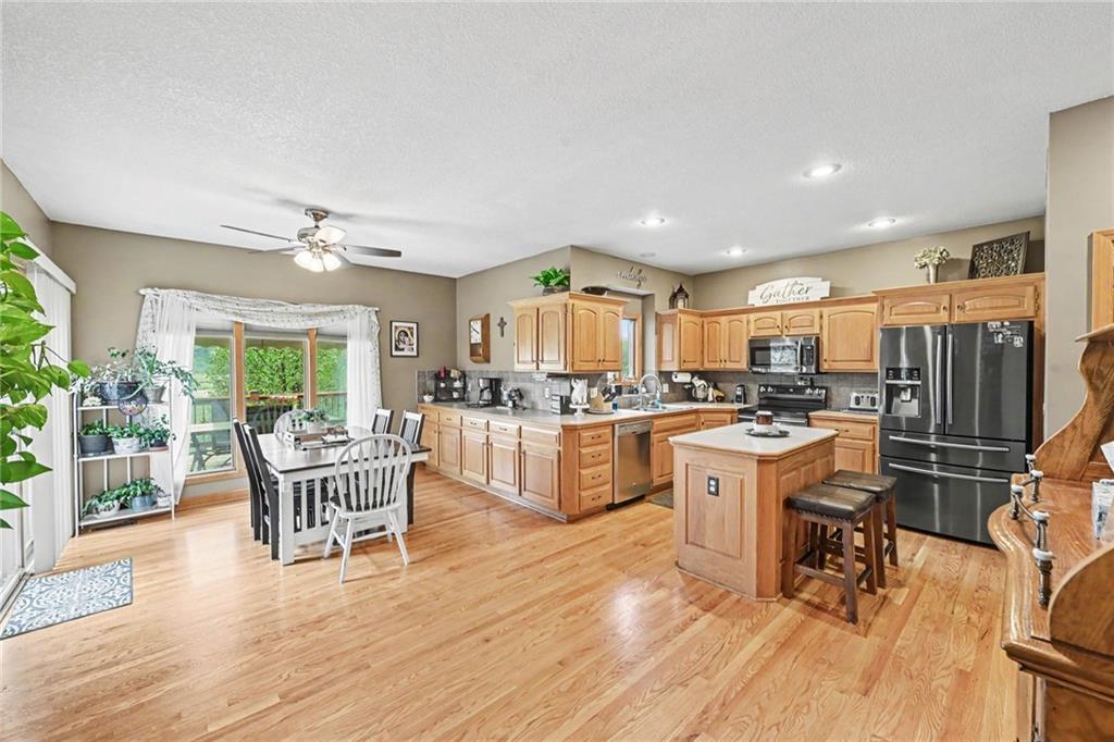 14275 142nd Street Property Photo 11