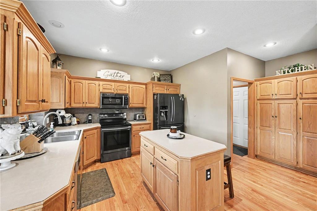 14275 142nd Street Property Photo 14