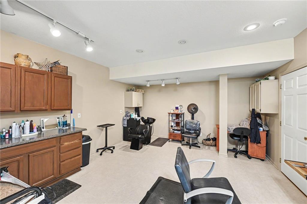 14275 142nd Street Property Photo 34