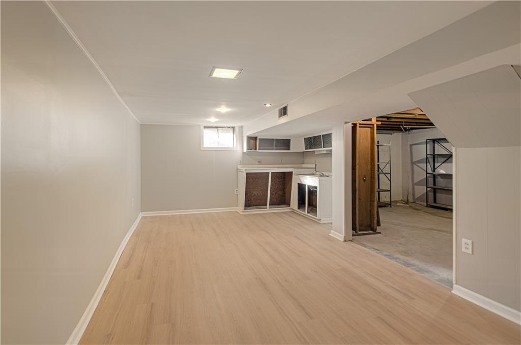 5112 S Cottage Avenue Property Photo 17