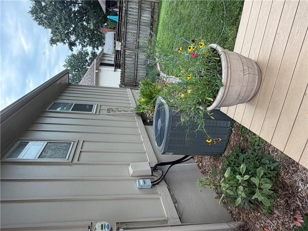519 Mark Lane Property Photo 34