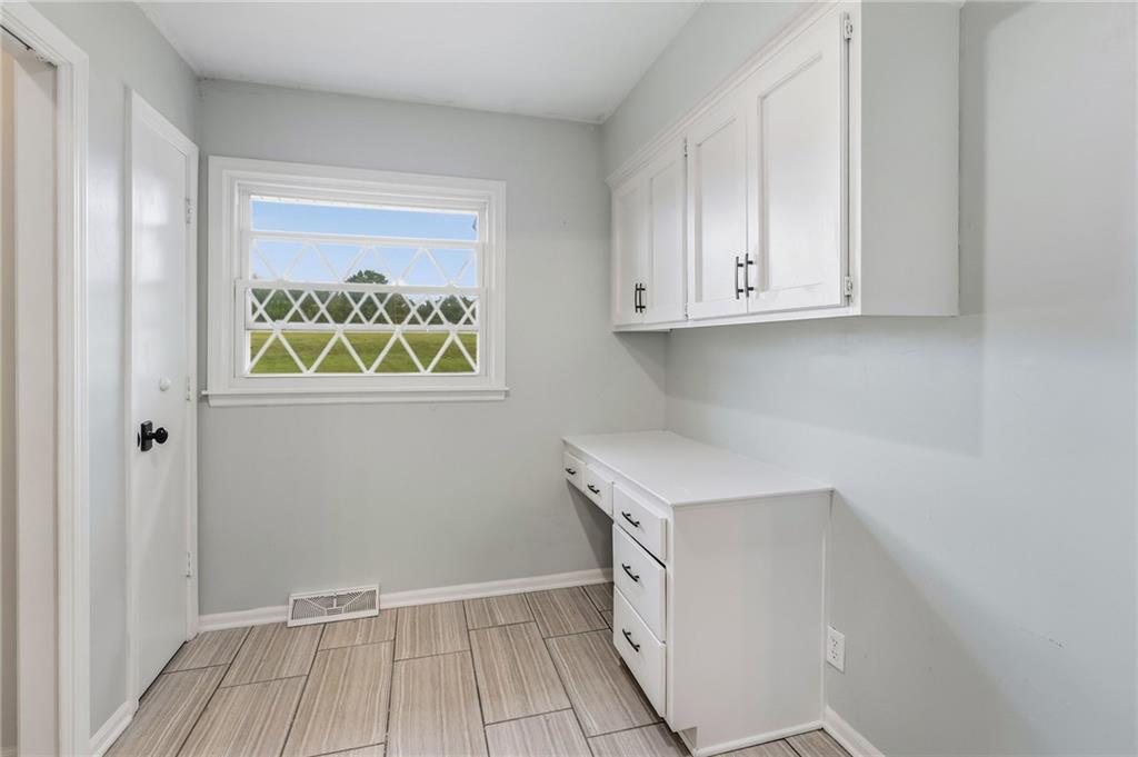 27625 89th Street Property Photo 13