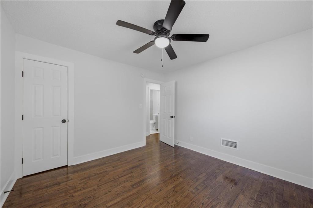 3513 Elmwood Avenue Property Photo 11