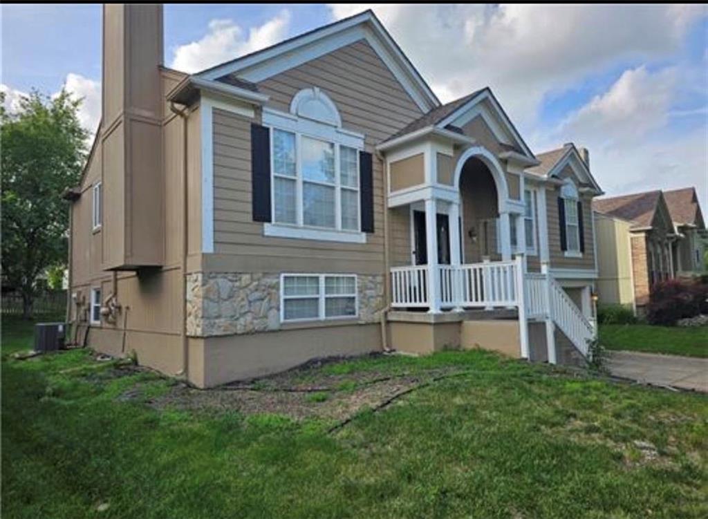 15672 S Blackfoot Street Property Photo 1