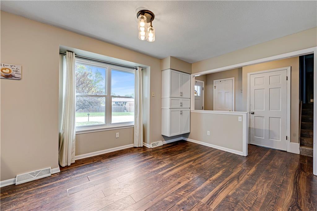 16010 Harris Avenue Property Photo 7
