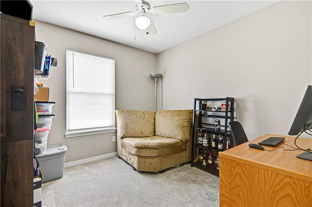 16010 Harris Avenue Property Photo 15