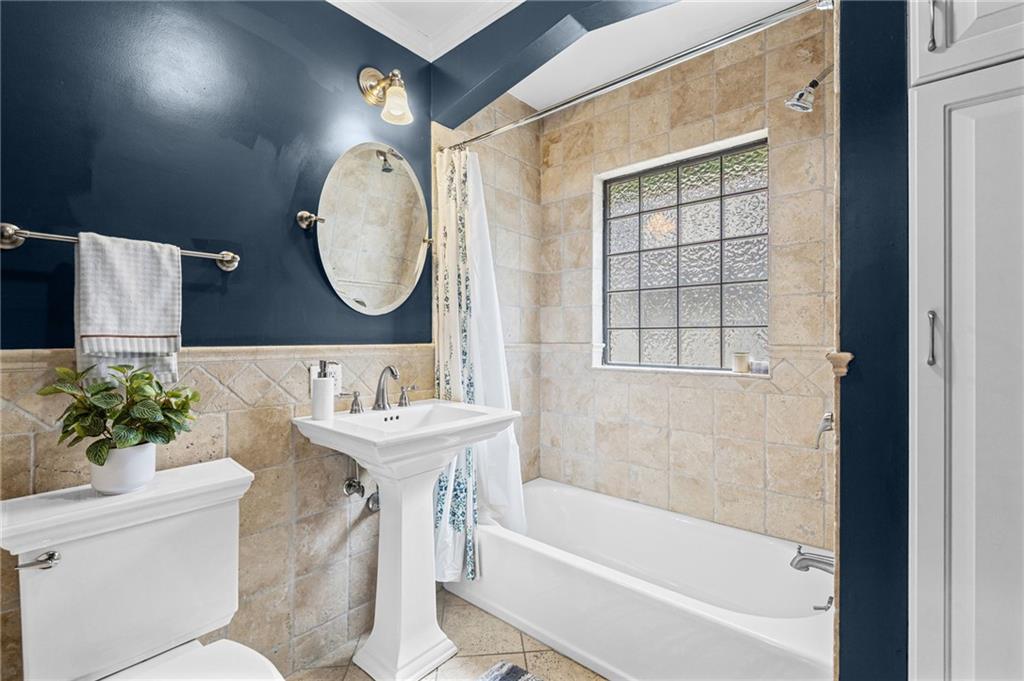 6657 Locust Street Property Photo 21