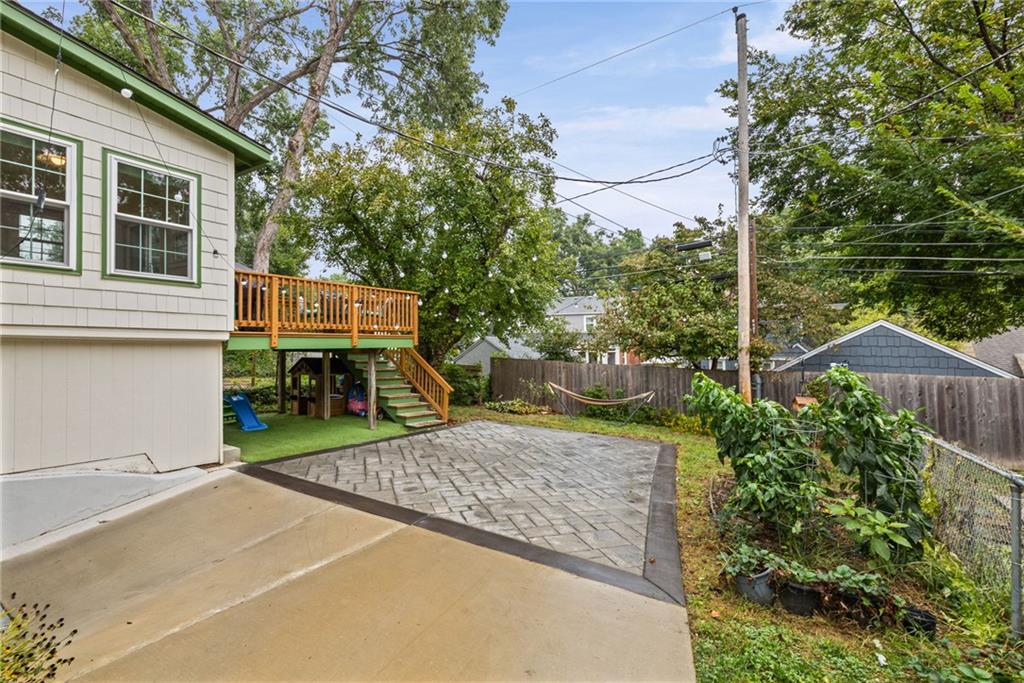6657 Locust Street Property Photo 30