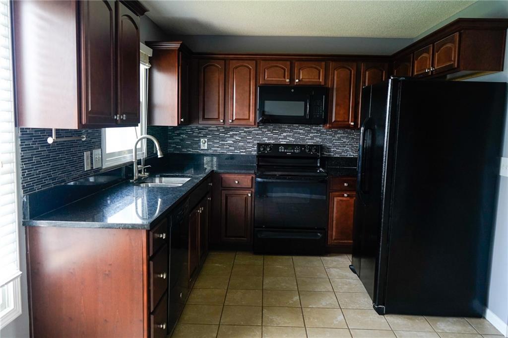853 E 167th Court Property Photo 11