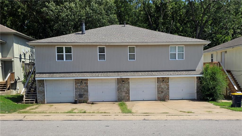 8205 N Everton Avenue Property Photo 1