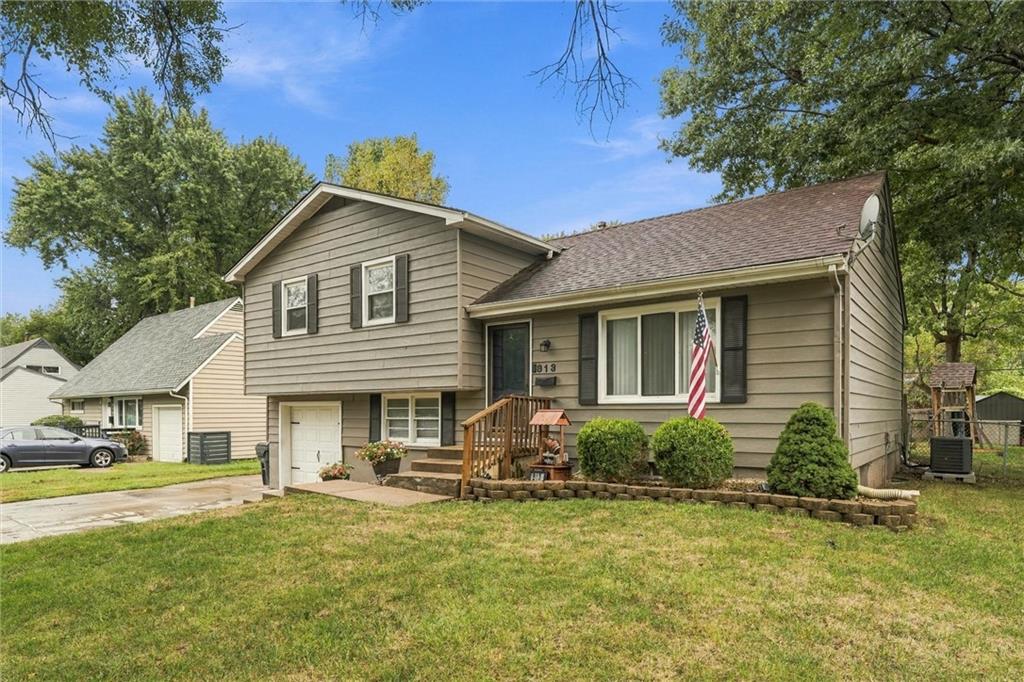 813 S Sunset Drive Property Photo 4