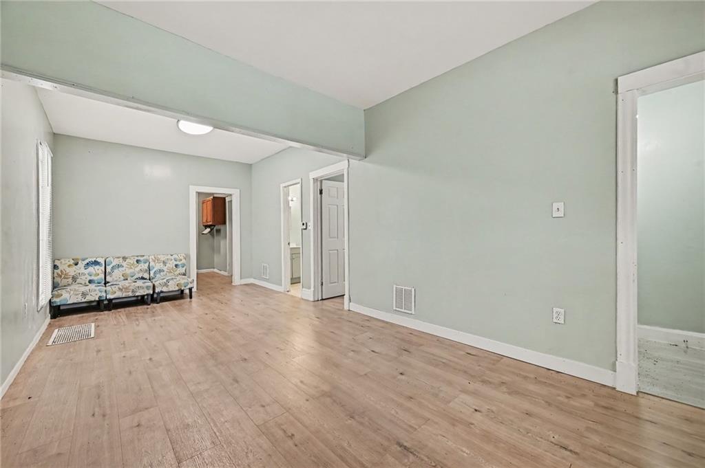 220 N Elmwood Avenue Property Photo 8
