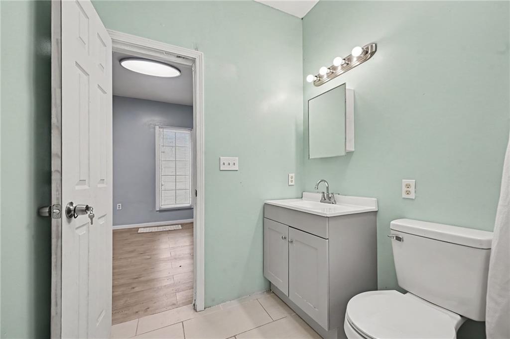 220 N Elmwood Avenue Property Photo 9