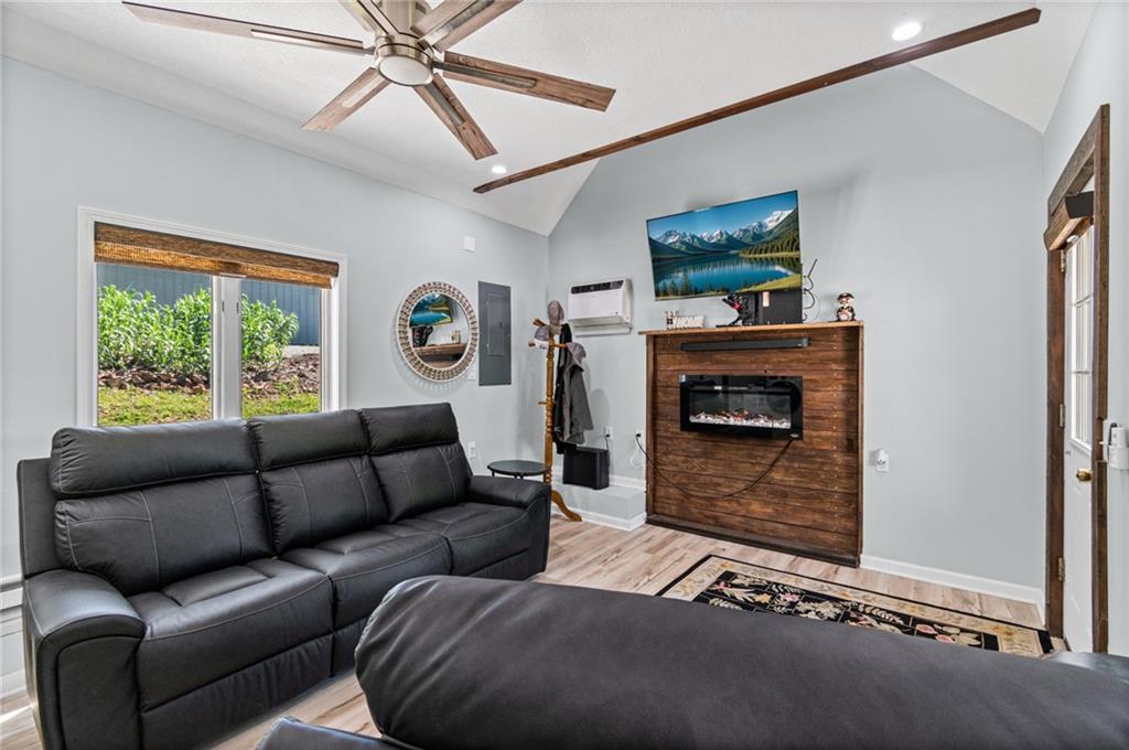 10057 Otter Road Property Photo 7