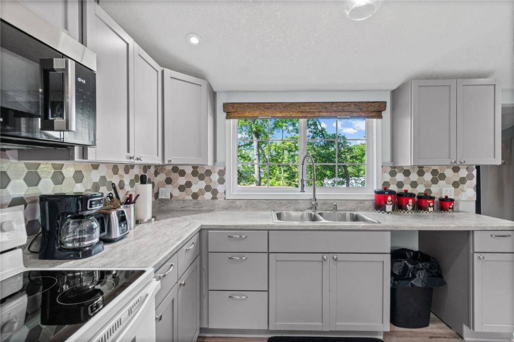 10057 Otter Road Property Photo 14
