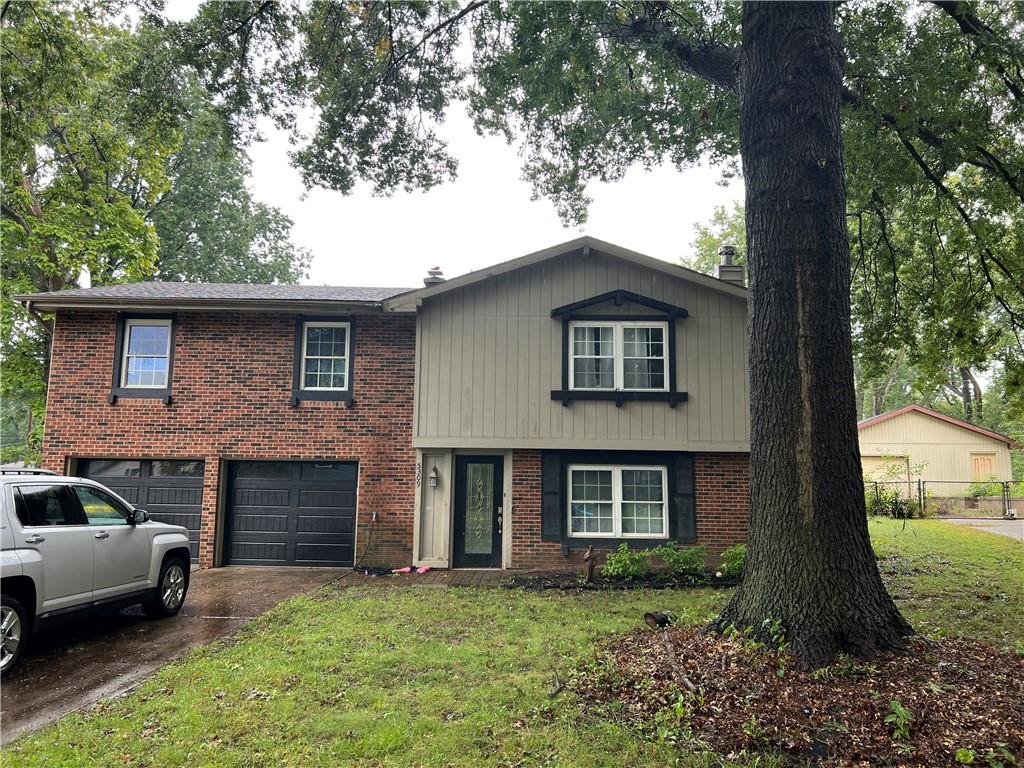5309 Ne 57th Street Property Photo 1