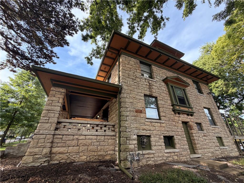 3712 Washington Street Property Photo 3