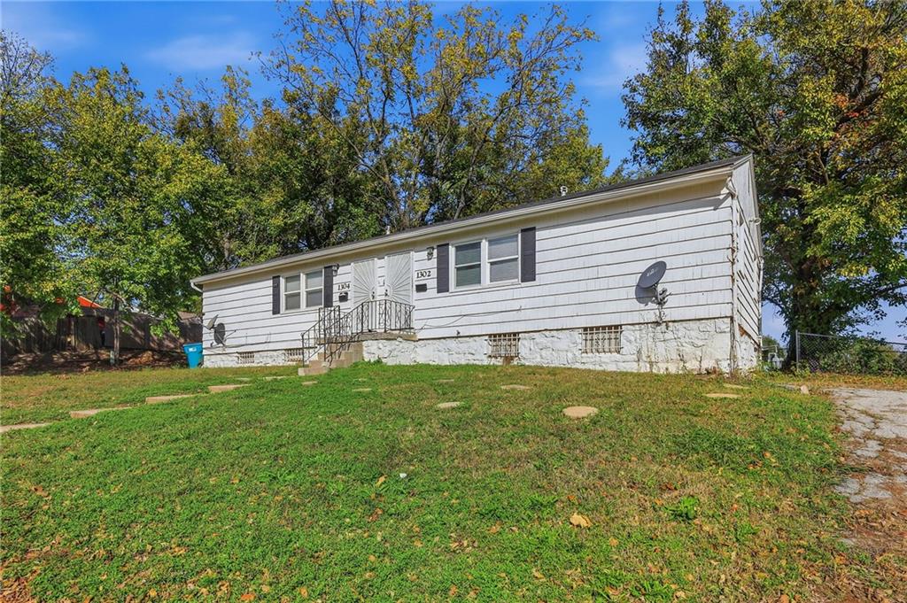 1302&4 Richmond Avenue Property Photo 2