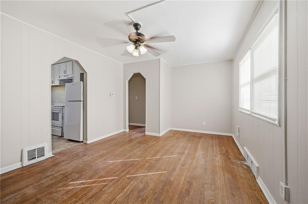 1302&4 Richmond Avenue Property Photo 5