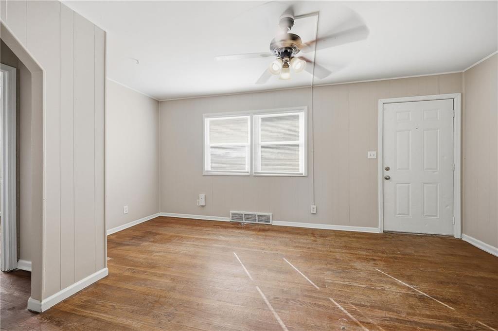 1302&4 Richmond Avenue Property Photo 11
