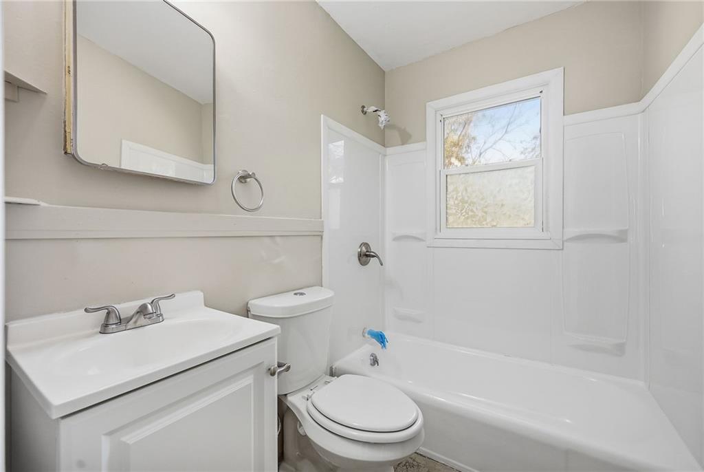 1302&4 Richmond Avenue Property Photo 15