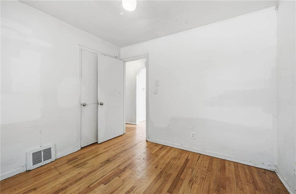 1302&4 Richmond Avenue Property Photo 22