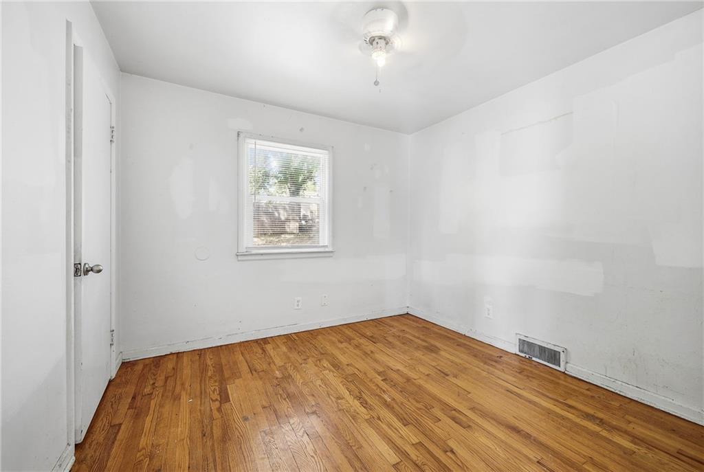 1302&4 Richmond Avenue Property Photo 23