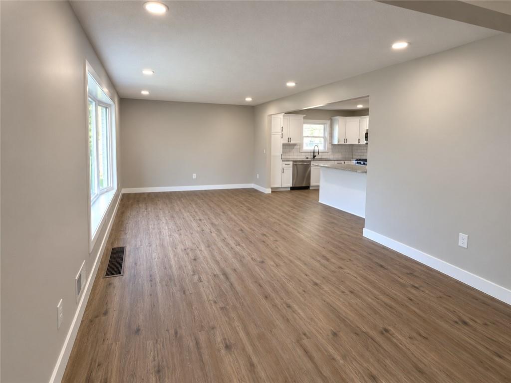 16001 E 30 Street Property Photo 11