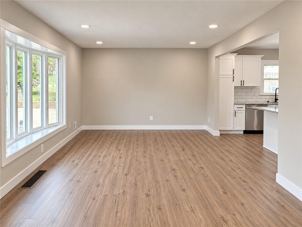 16001 E 30 Street Property Photo 12