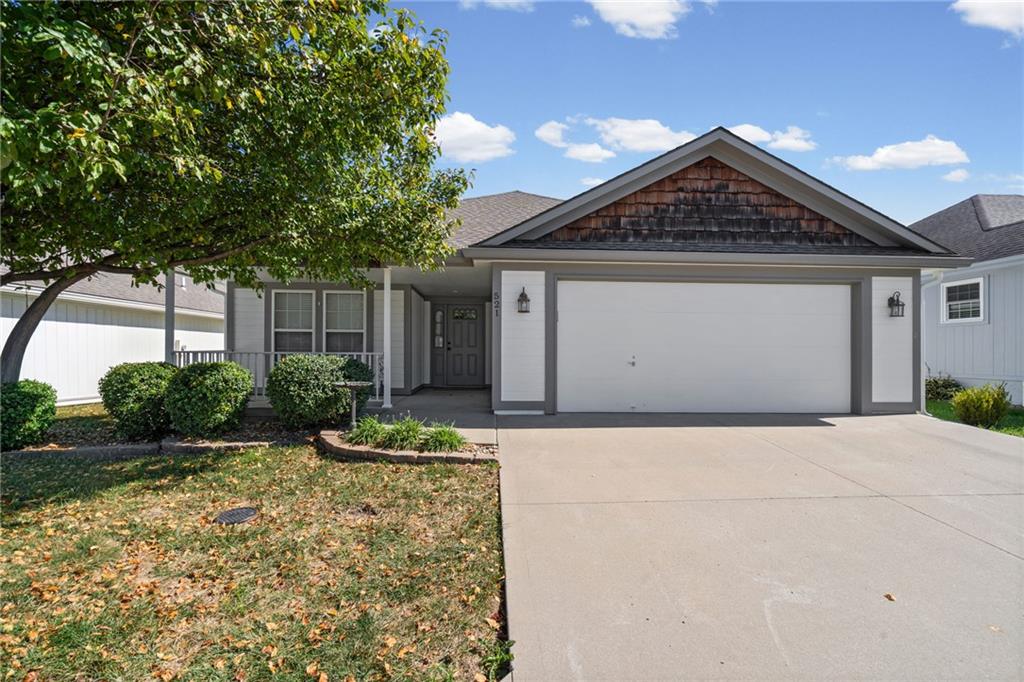 521 Galaxy Lane Property Photo 1