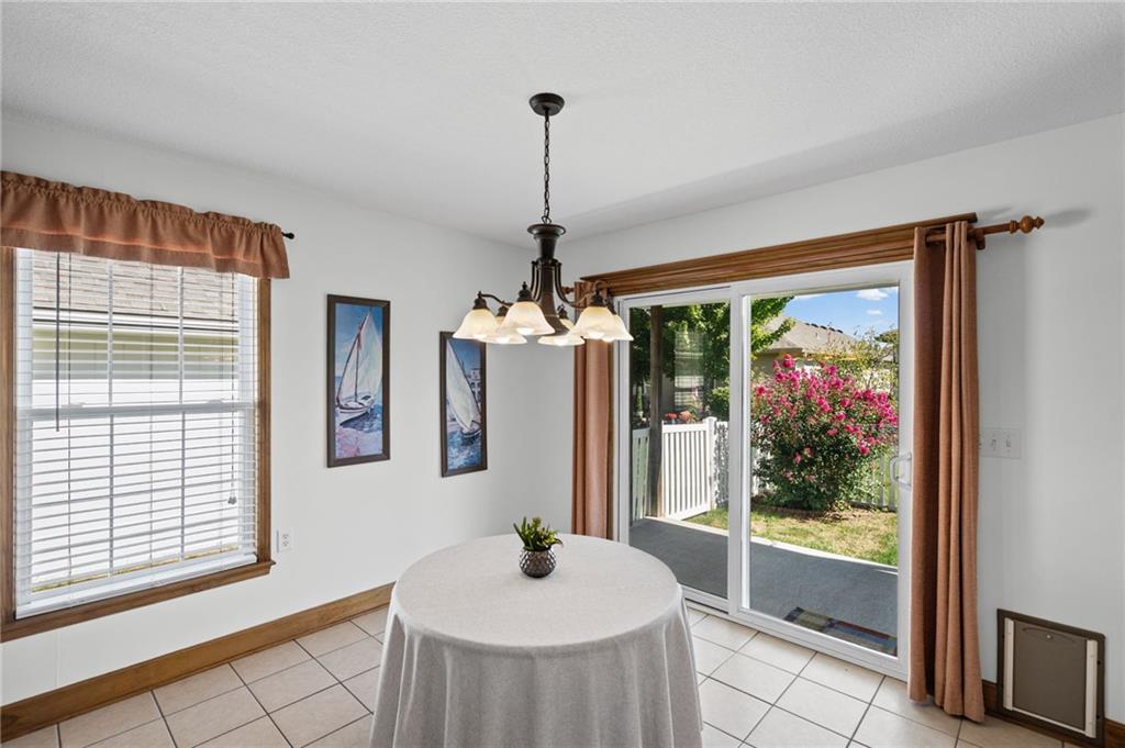 521 Galaxy Lane Property Photo 7