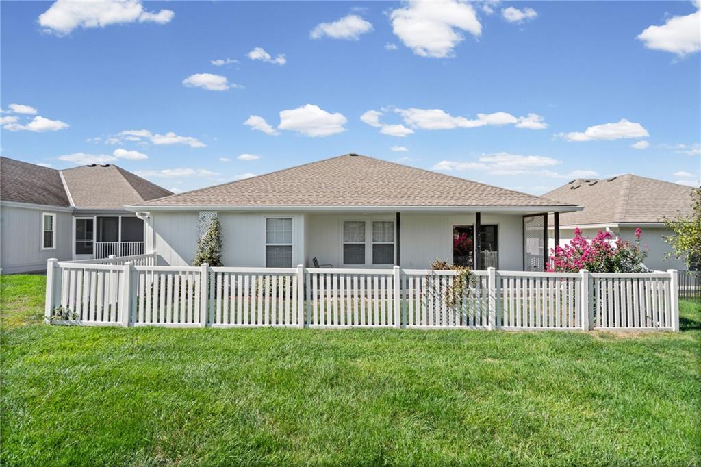 521 Galaxy Lane Property Photo 15