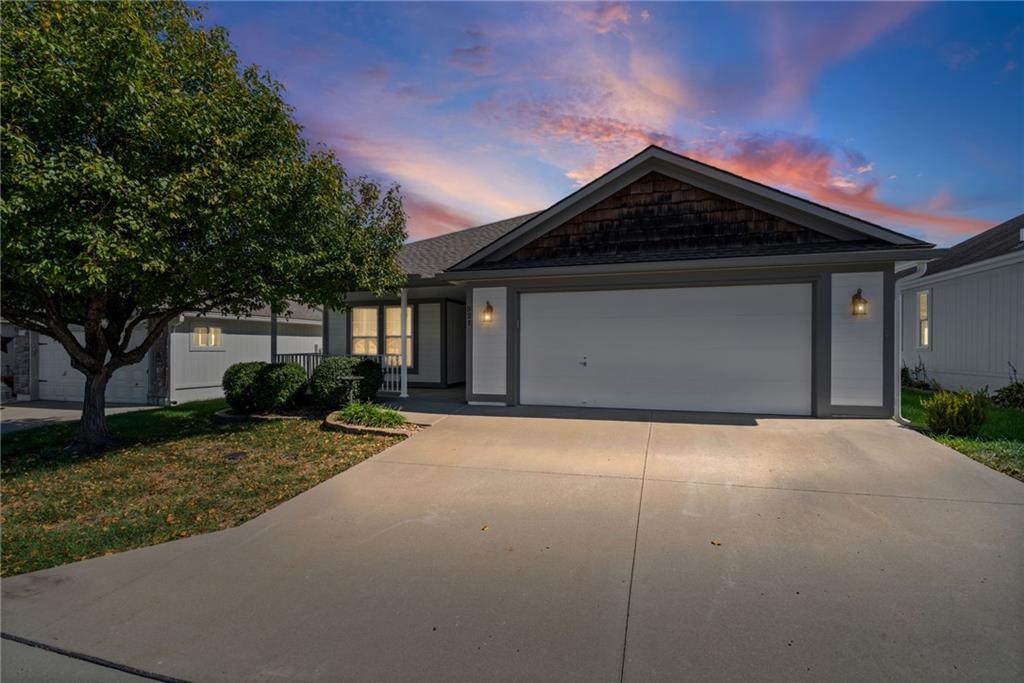 521 Galaxy Lane Property Photo 17