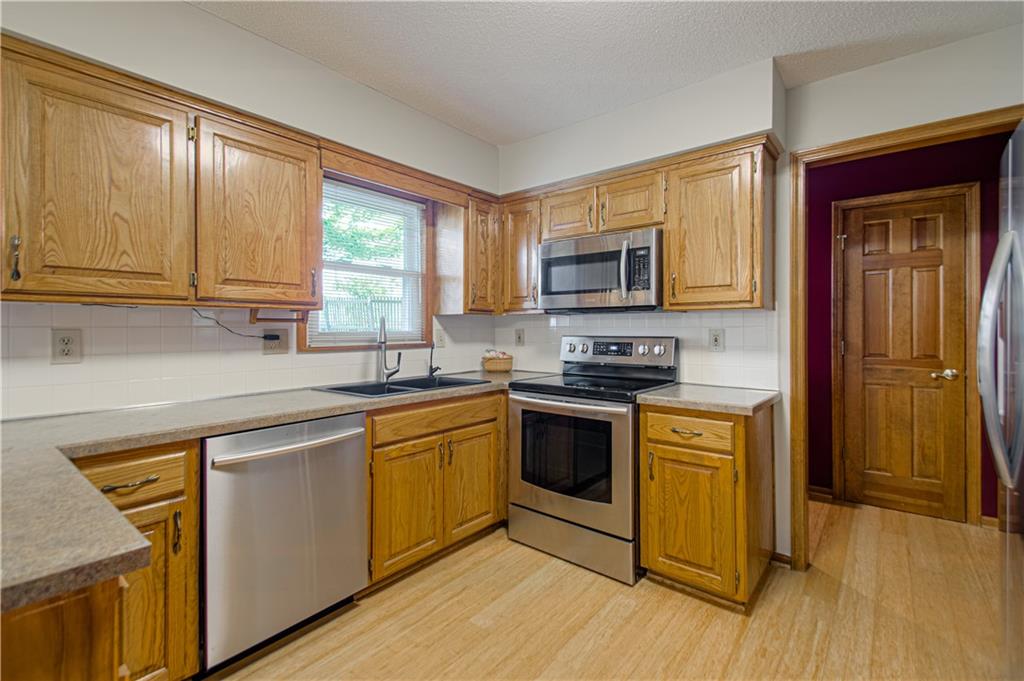 13636 W 75 Place Property Photo 14